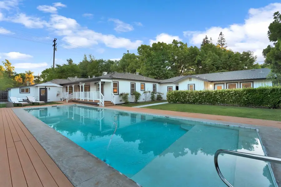 4064 N Wishon Avenue, Fresno, CA 93704 - #2