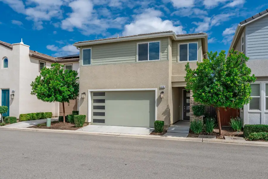 479 Farmhouse Lane, Clovis, CA 93619 - #2