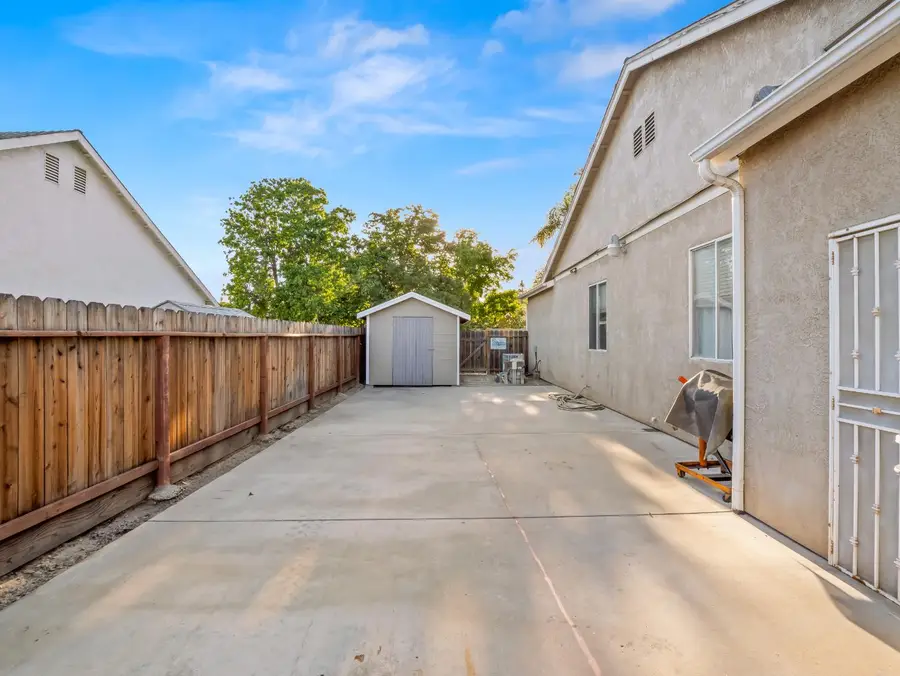 852 N Cherry Lane, Clovis, CA 93611 - #3