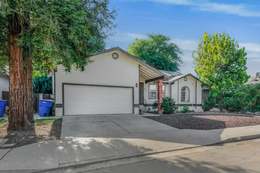 651 N Laverne Avenue, Fresno, CA 93727 - #3