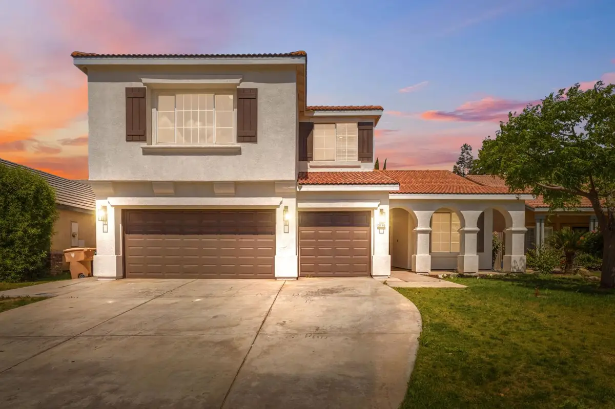 5118 Vista Del Mar Avenue, Bakersfield, CA 93311 - #1