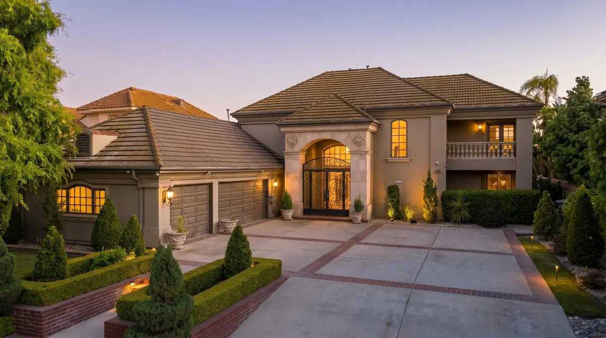 2635 W Lake Van Ness Circle, Fresno, CA 93711 - #1