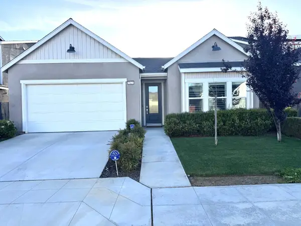 5123 N San Clemente Avenue, Fresno, CA 93723