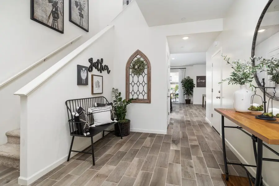 6768 E Carmen Avenue, Fresno, CA 93727 - #3