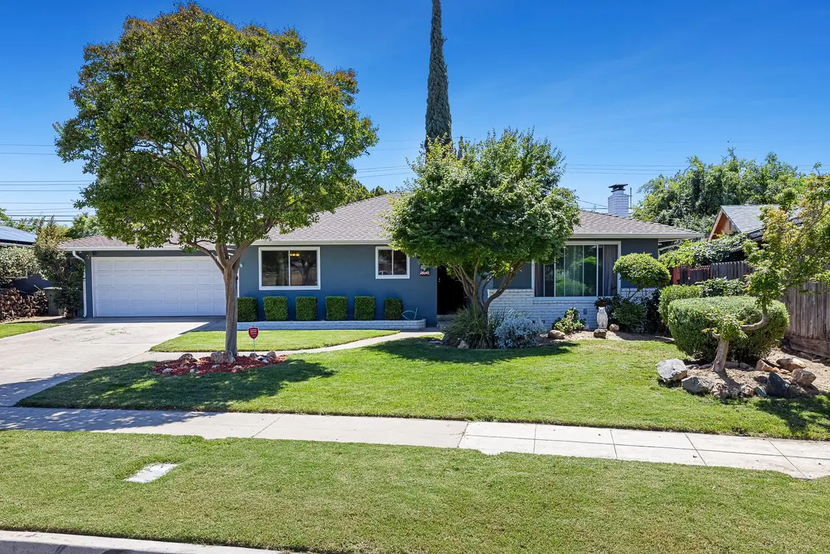 3458 E Lansing Way, Fresno, CA 93726 - #1