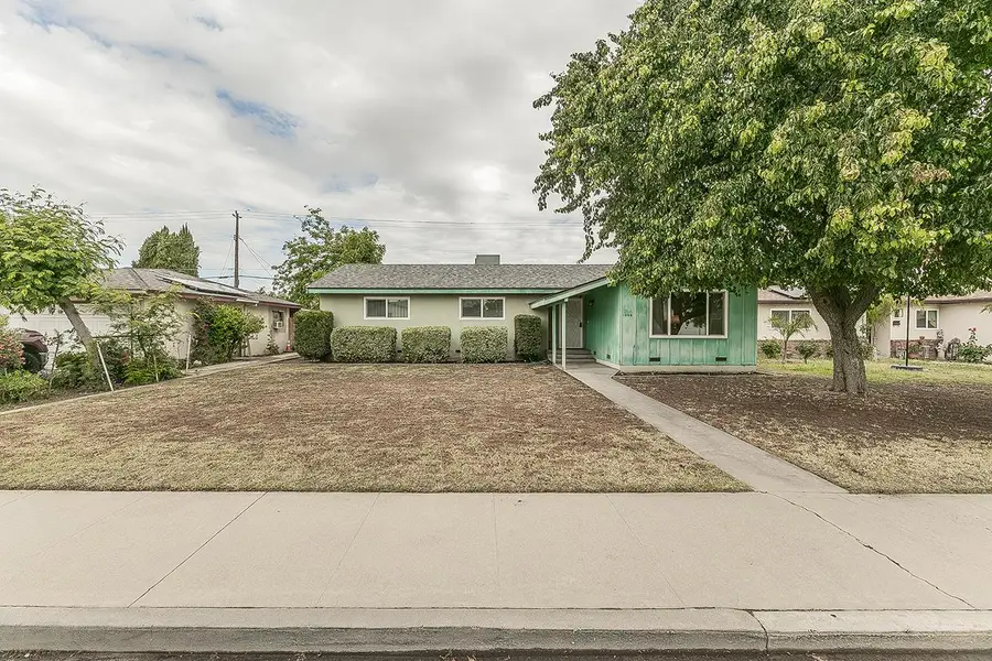 1350 Mill Street, Selma, CA 93662 - #2