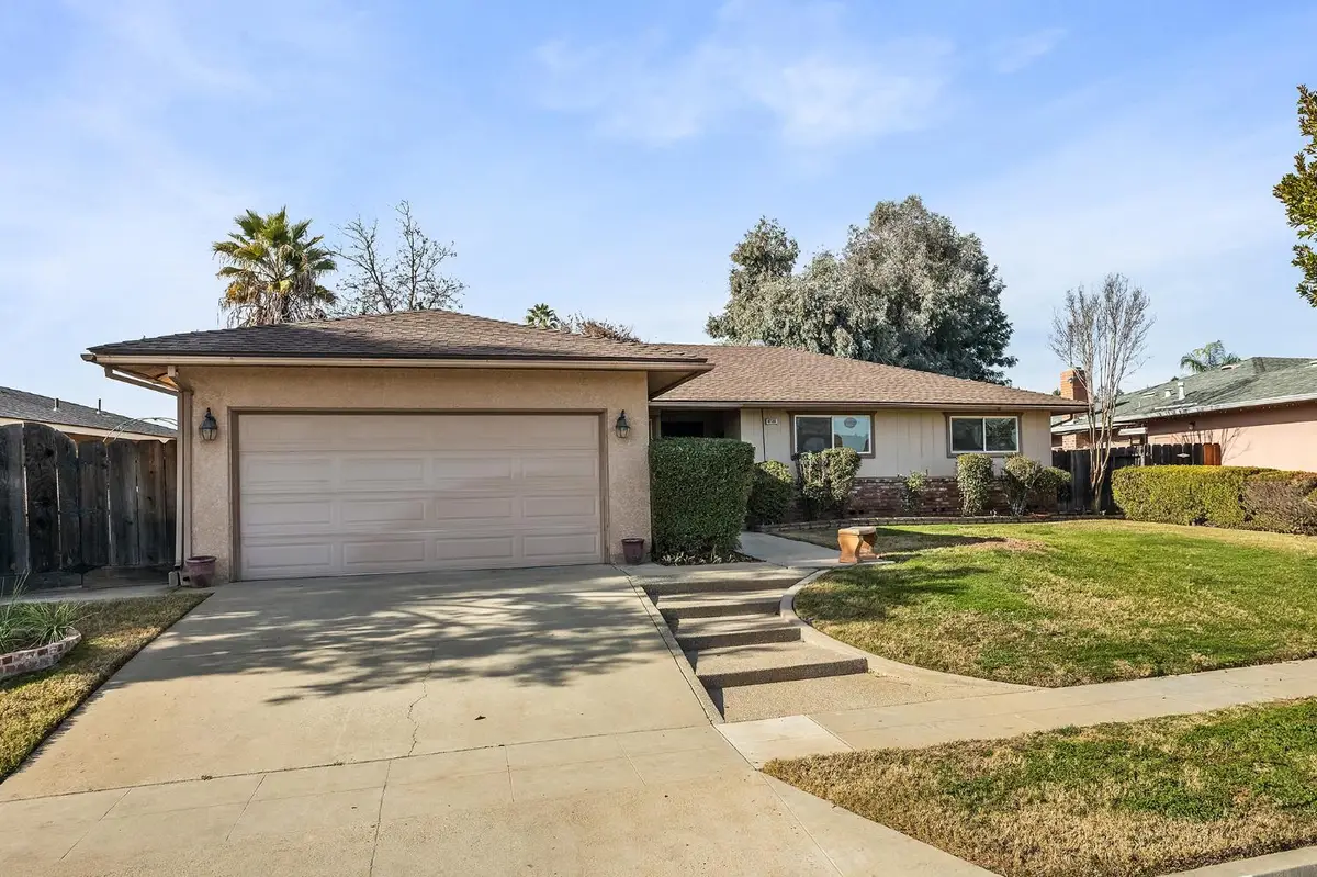 6725 N Baird, Fresno, CA 93710 - #1