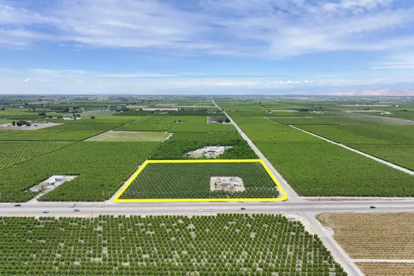 13910 E Mountain View Avenue, Kingsburg, CA 93631