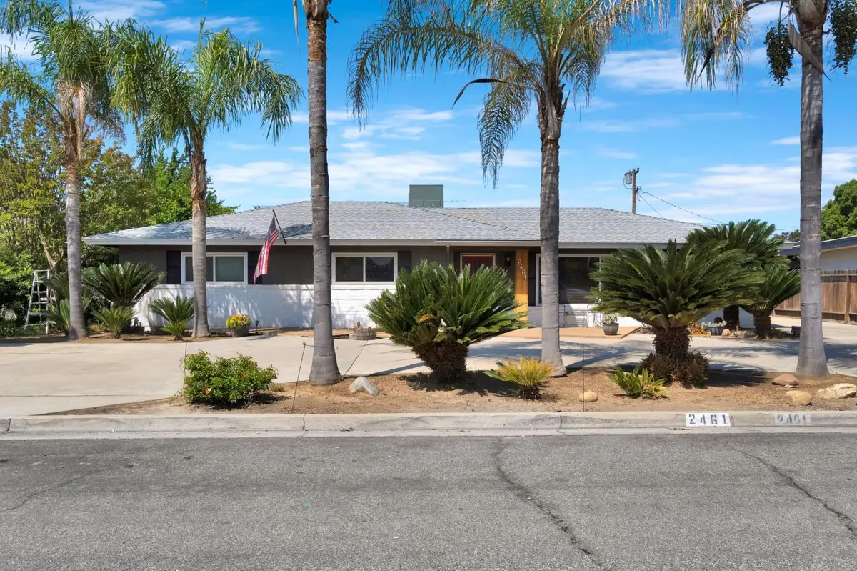 2461 16th Avenue, Kingsburg, CA 93631 - #1