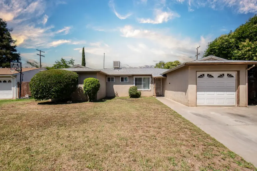 4431 N Augusta Street, Fresno, CA 93726 - #2