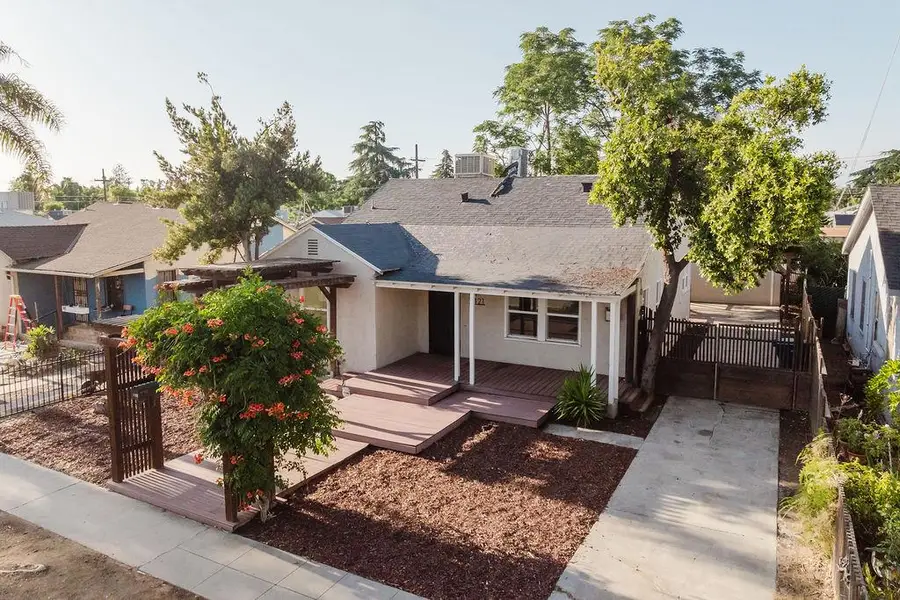 1421 E Terrace Avenue, Fresno, CA 93704 - #2