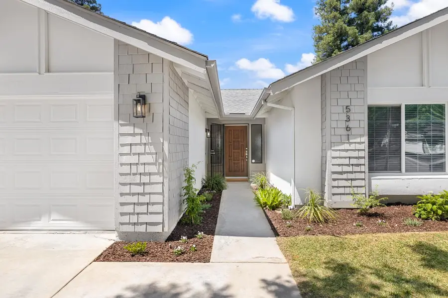 5361 N El Sol Avenue, Fresno, CA 93722 - #2