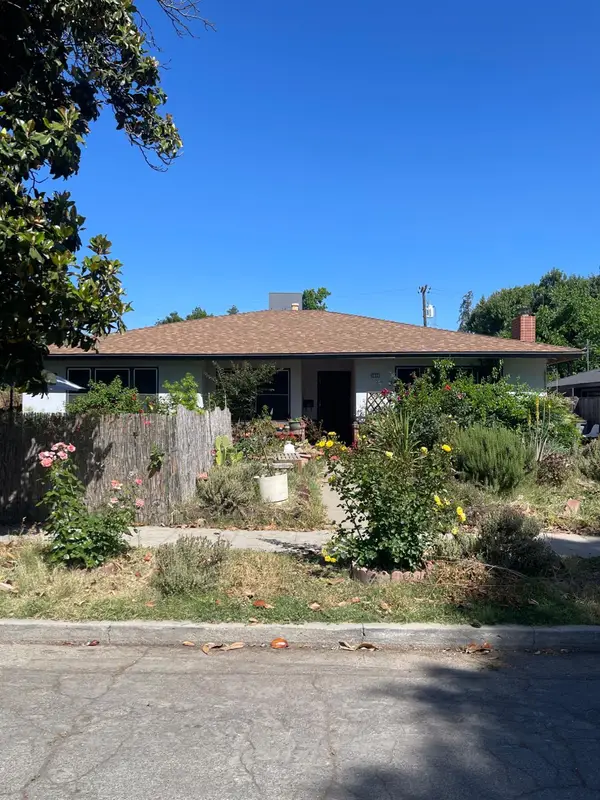 2446 N Adoline, Fresno, CA 93705