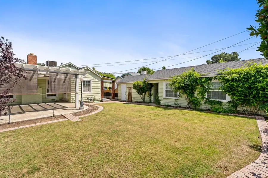 1633 N Thorne Avenue, Fresno, CA 93704 - #2