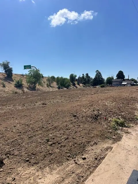 123 No Address, Fresno, CA 93701 - #1