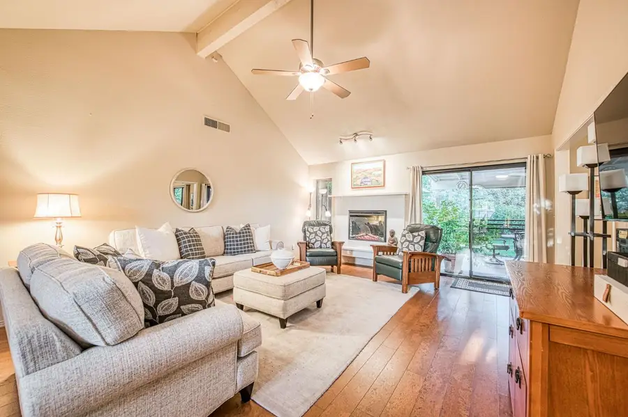 6568 N Farris Avenue, Fresno, CA 93711 - #2