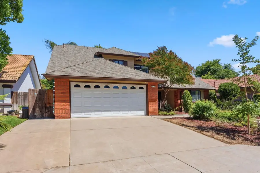 7718 N Woodrow Avenue, Fresno, CA 93720 - #2