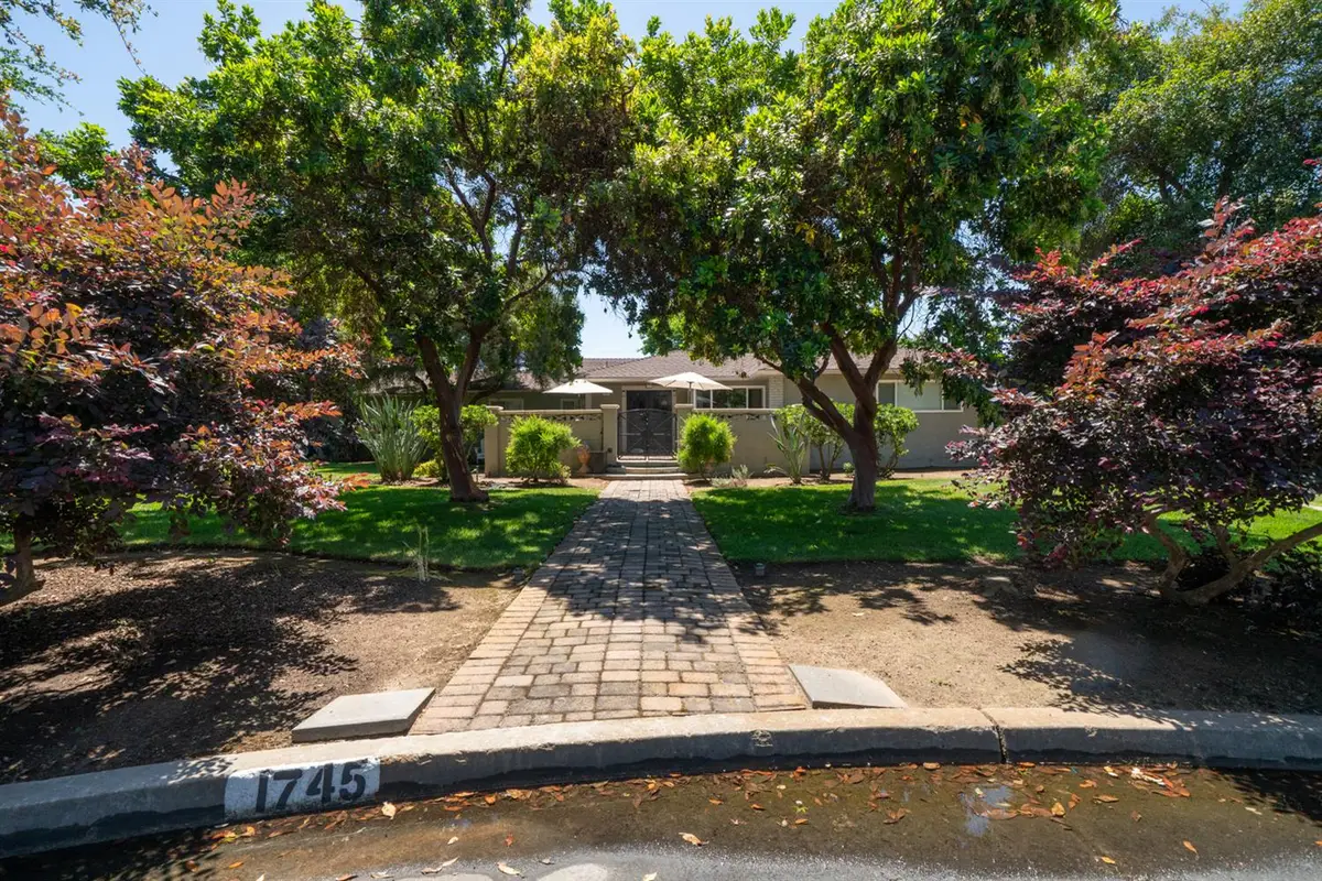1745 W San Madele Avenue, Fresno, CA 93711 - #1