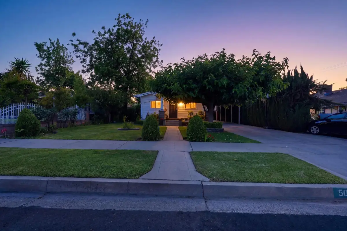 509 West Avenue, Sanger, CA 93657 - #1