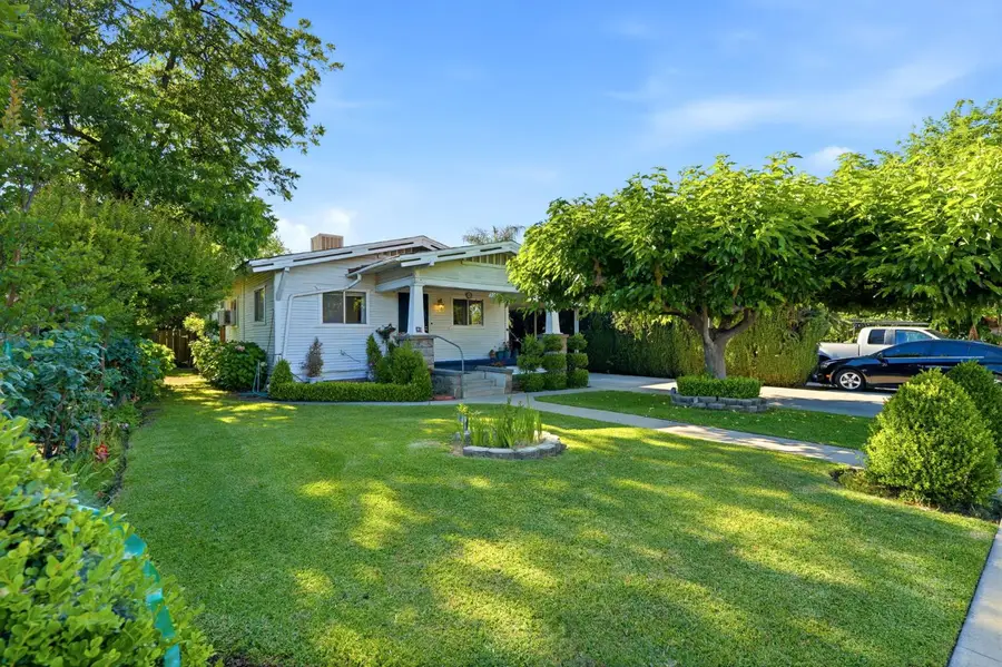 509 West Avenue, Sanger, CA 93657 - #2