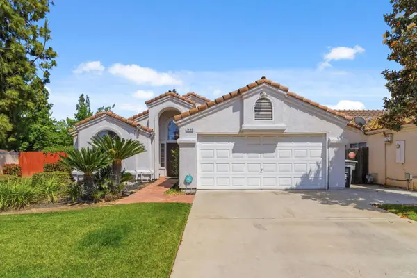 7490 N Hayston Avenue, Fresno, CA 93720