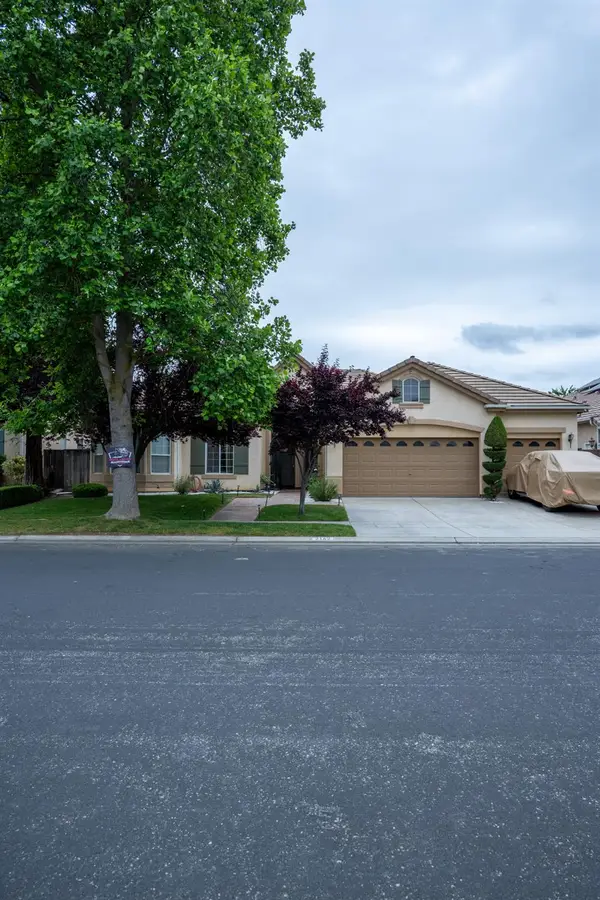 2162 Everglade Avenue, Clovis, CA 93619