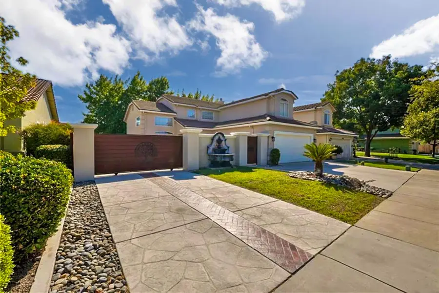 3482 Paseo Verde Avenue, Merced, CA 95348 - #2