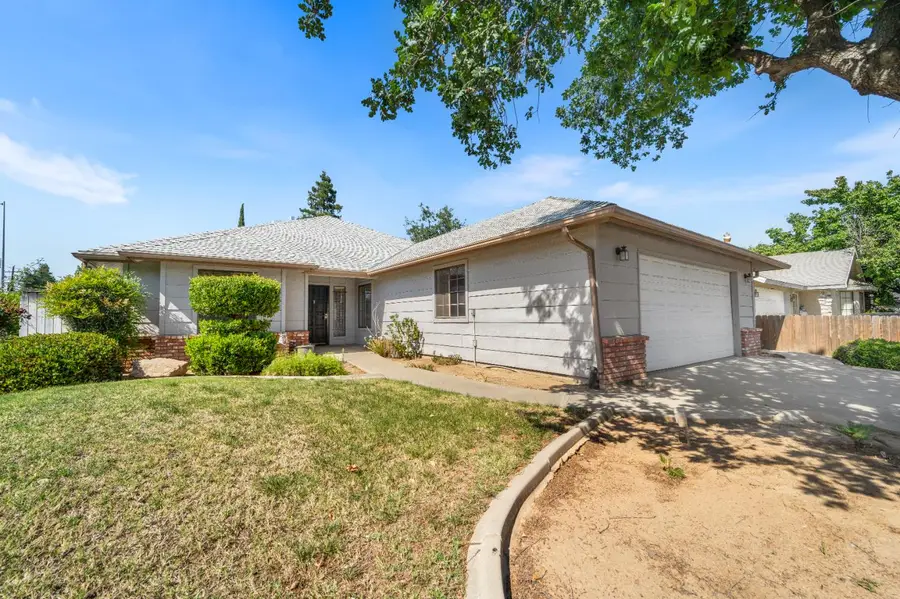 1407 Purvis Avenue, Clovis, CA 93611 - #2