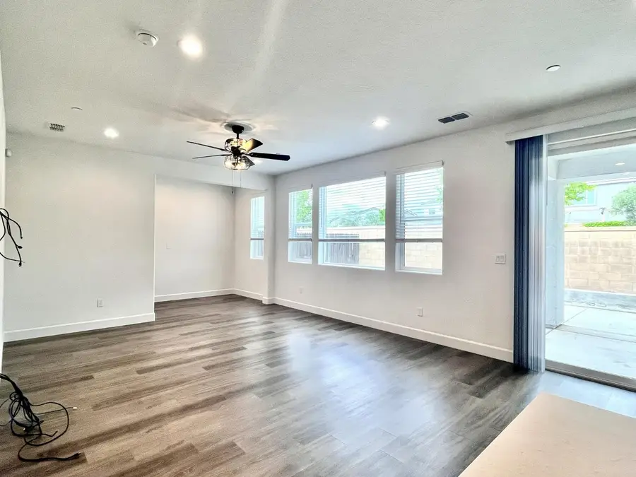 377 Traverse Drive S, Madera, CA 93636 - #2