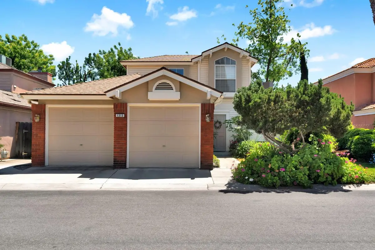 1315 E Loma Linda Avenue, Fresno, CA 93720 - #1