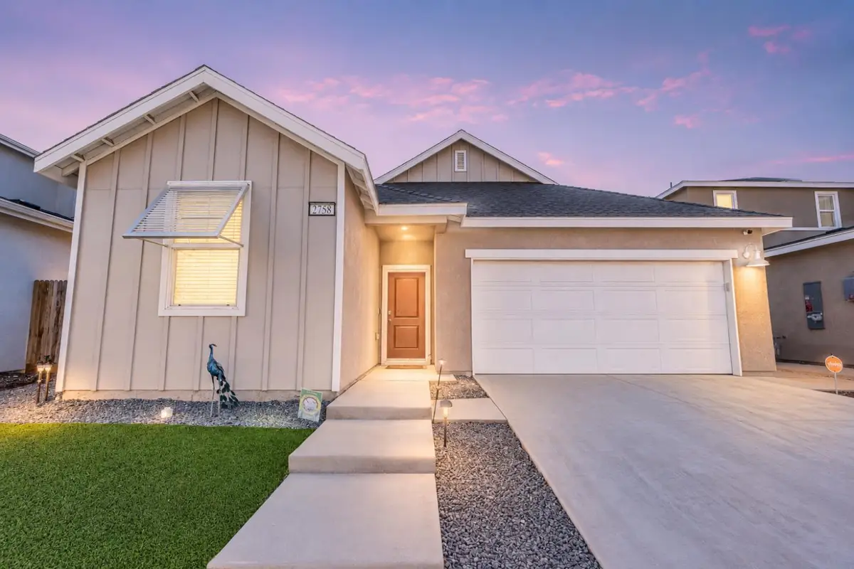 2758 N Applegate Avenue, Fresno, CA 93737 - #1