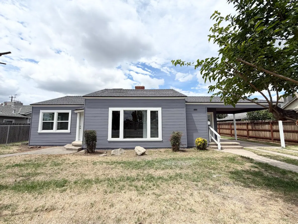 910 Robertson Boulevard, Chowchilla, CA 93610 - #1