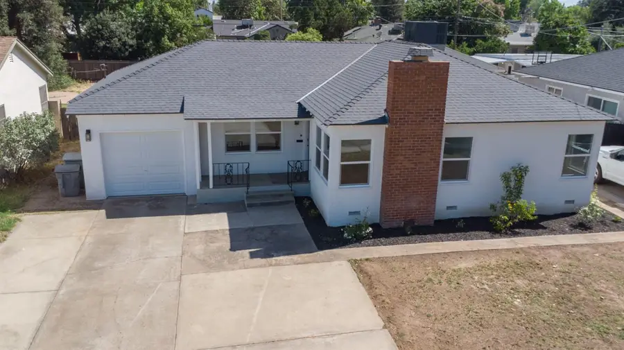 74 E Garland Avenue, Fresno, CA 93704 - #2