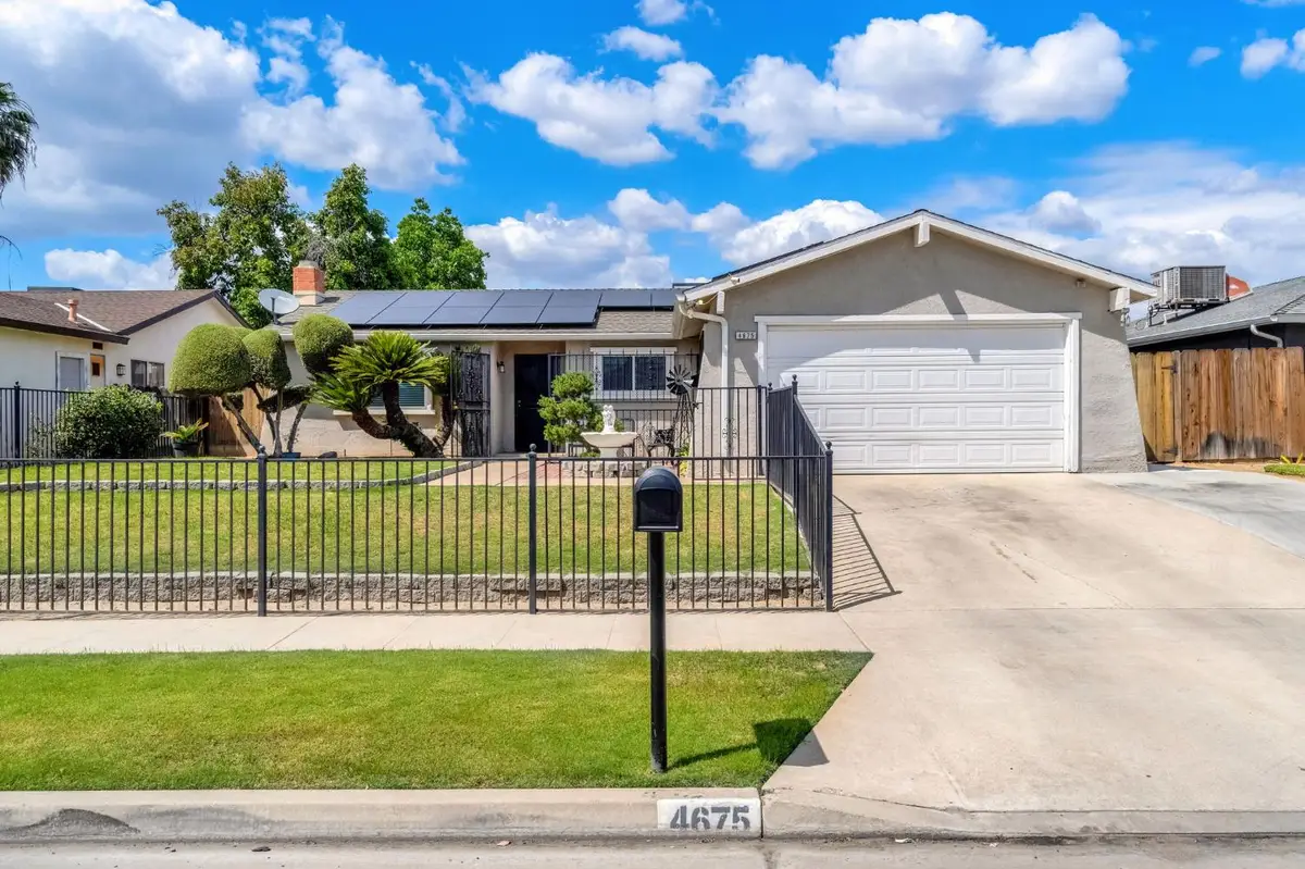4675 E Belgravia Avenue, Fresno, CA 93725 - #1