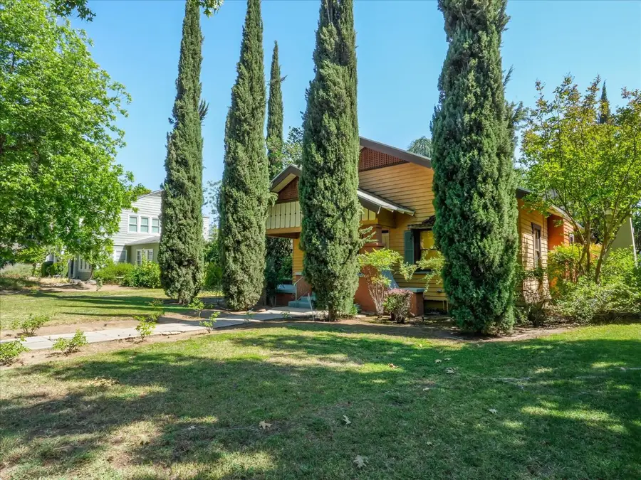 702 E Peralta Way, Fresno, CA 93704 - #3