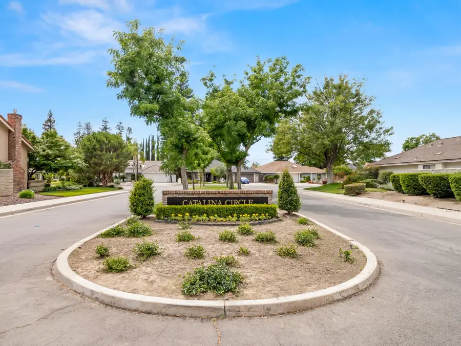 859 E Catalina Circle, Fresno, CA 93730 - #2