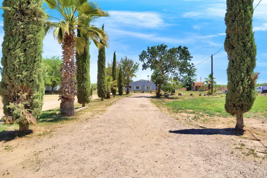 18537 Road 17, Madera, CA 93638 - #2