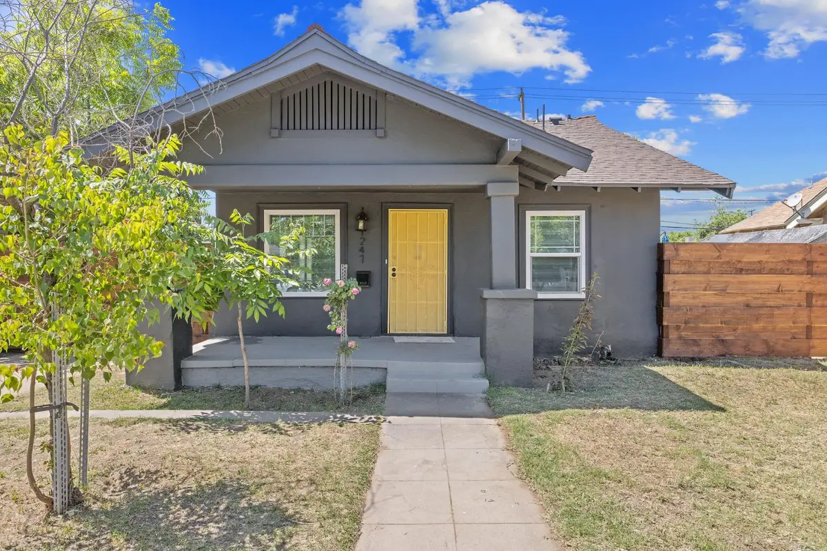 1247 N Ferger Avenue, Fresno, CA 93728 - #1