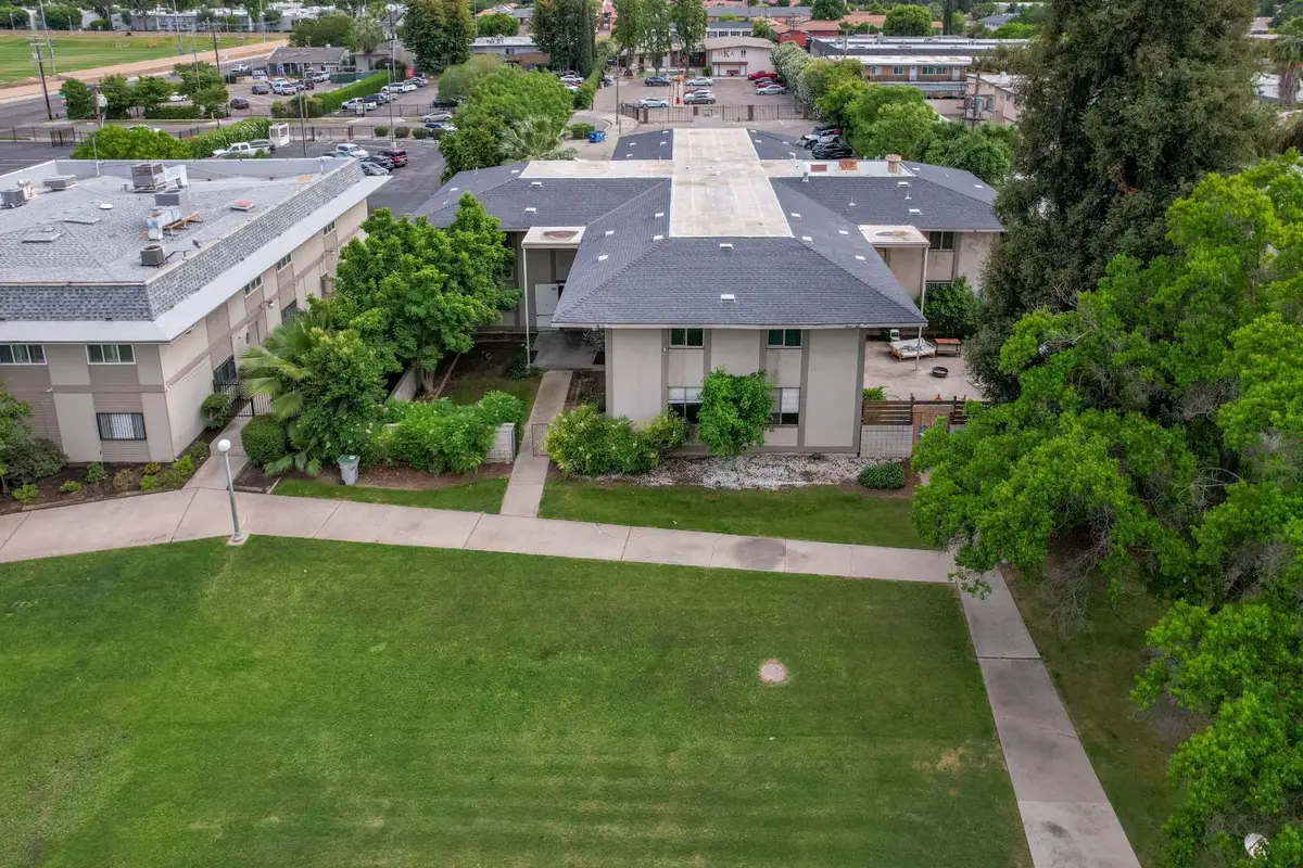 5327 N Millbrook Avenue, Fresno, CA 93710 - #1