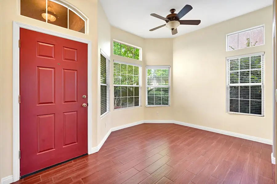 4634 W Oak Park Drive, Fresno, CA 93722 - #3