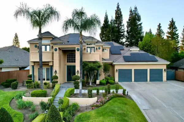 466 E Hillcrest Avenue, Fresno, CA 93720