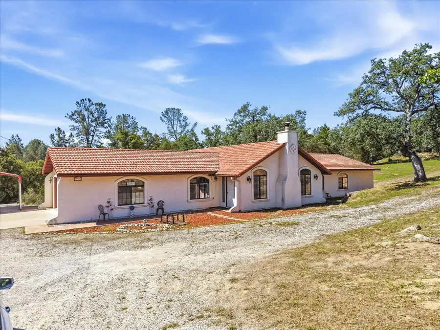42704 Deep Forest Drive, Coarsegold, CA 93614 - #2