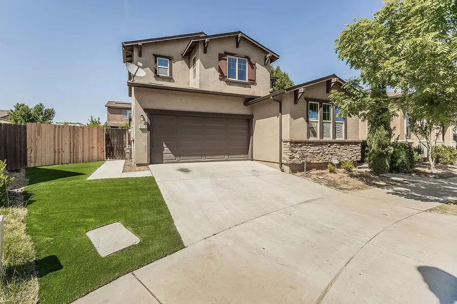 3113 Richert Avenue, Clovis, CA 93619 - #2