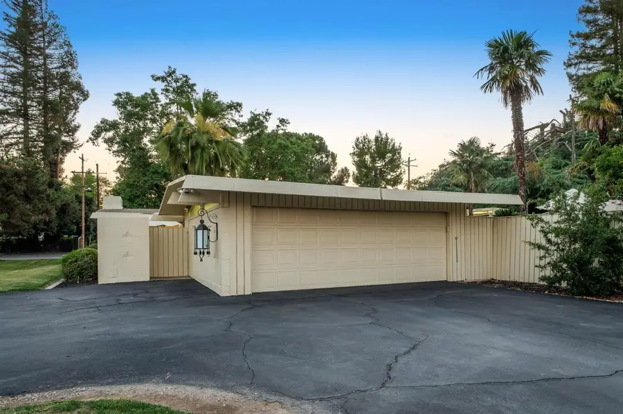 5306 N Sequoia Drive, Fresno, CA 93711 - #3