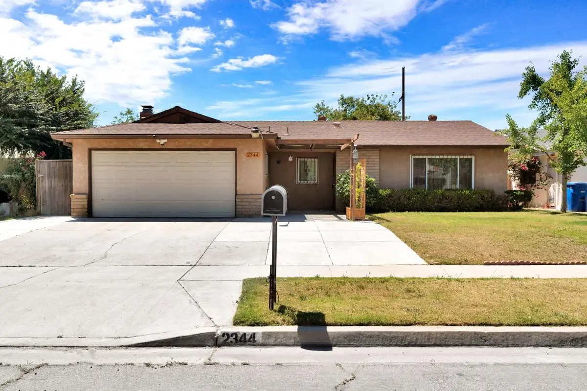 2344 S Backer Avenue, Fresno, CA 93725 - #1