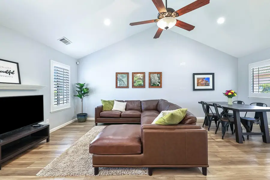 8735 N Cedar Avenue #109, Fresno, CA 93720 - #3