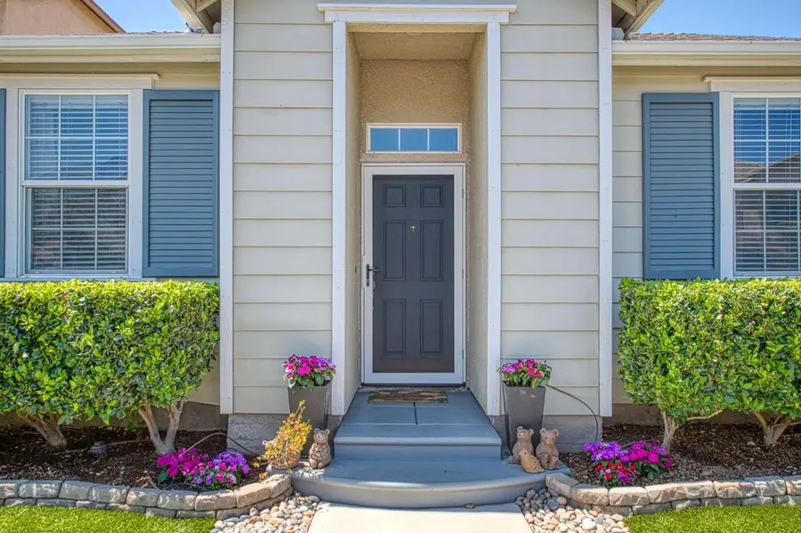3665 W Black Walnut Lane, Fresno, CA 93711 - #2