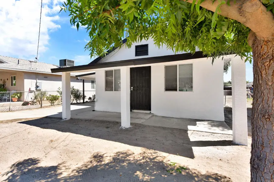 13583 E Parlier Avenue, Parlier, CA 93648 - #2