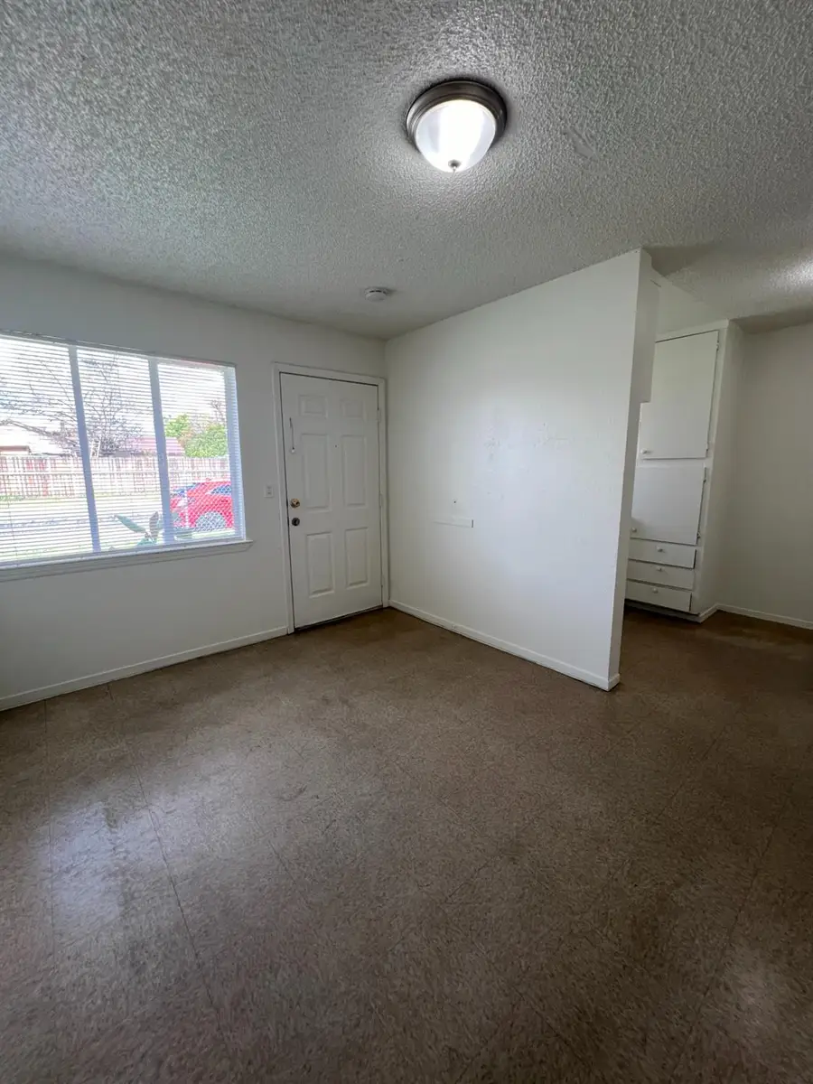 4690 E Huntington Avenue #4694, Fresno, CA 93702 - #3