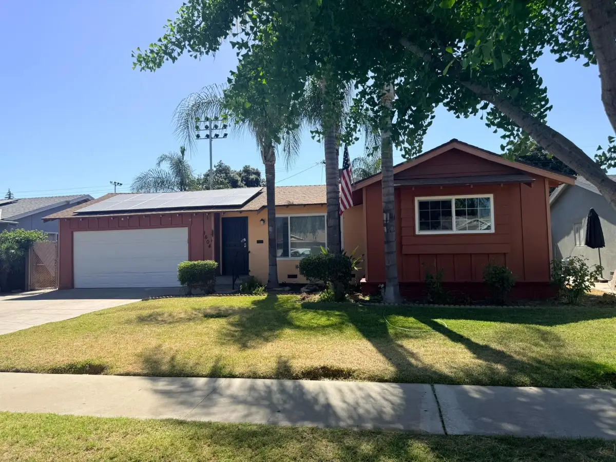 1604 S Sierra Vista Avenue, Fresno, CA 93702 - #1